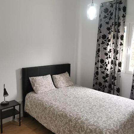 Aluche Aparment C Appartement Madrid Buitenkant foto