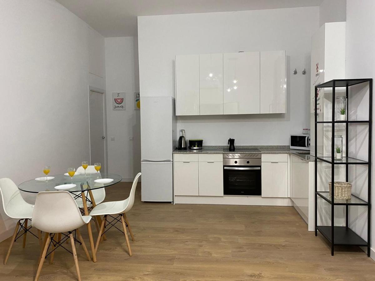 Aluche Aparment C Appartement Madrid Buitenkant foto