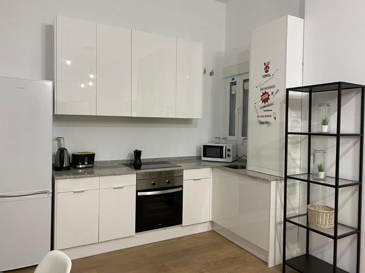 Aluche Aparment C Appartement Madrid Buitenkant foto