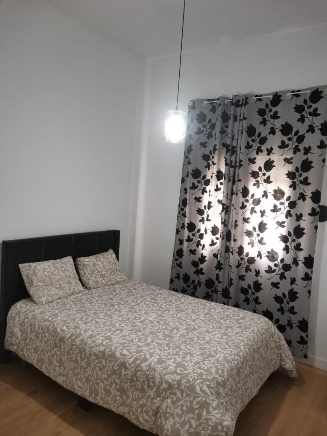 Aluche Aparment C Appartement Madrid Buitenkant foto
