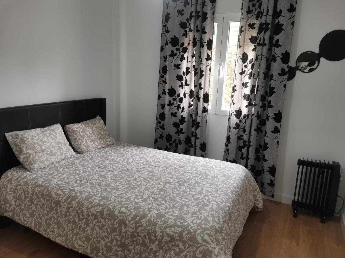 Aluche Aparment C Appartement Madrid Buitenkant foto
