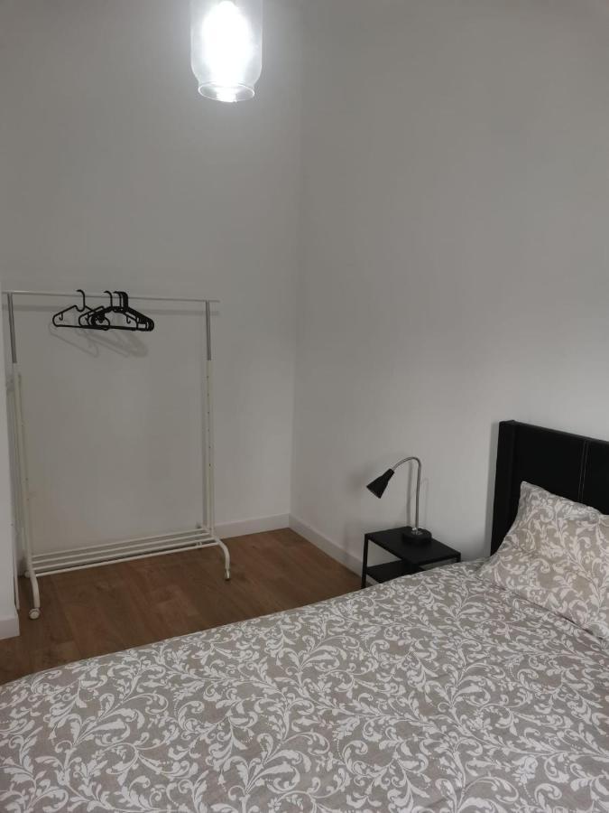 Aluche Aparment C Appartement Madrid Buitenkant foto